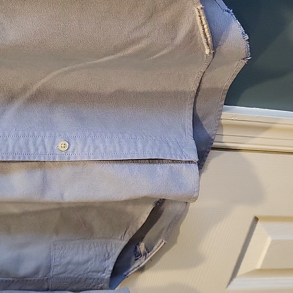 Button down - Picture 3 of 8